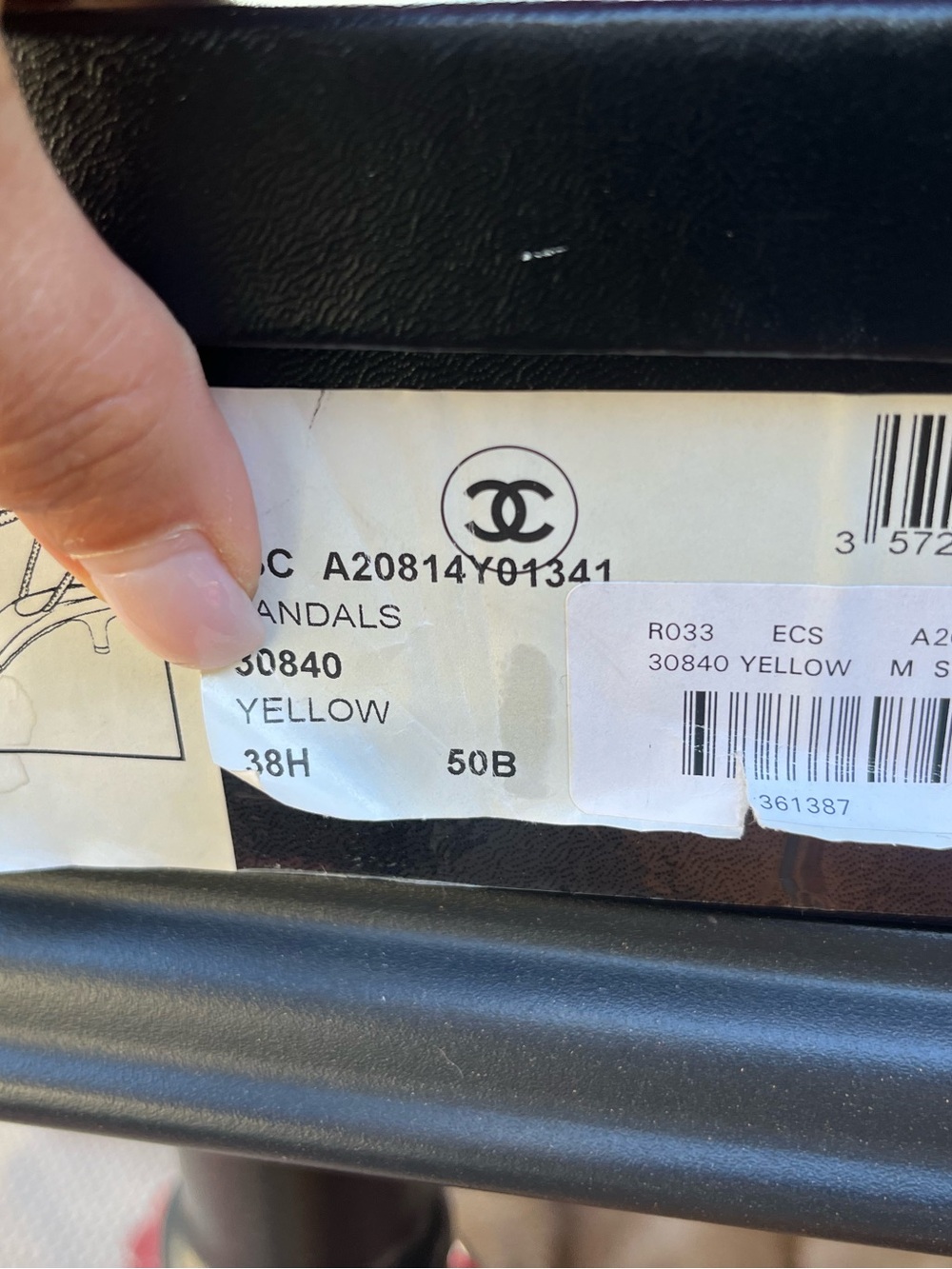 Vintage CHANEL Yellow Camellia Strappy Kitten Heel Sandals circa cruise 2003 - Picture 10 of 10